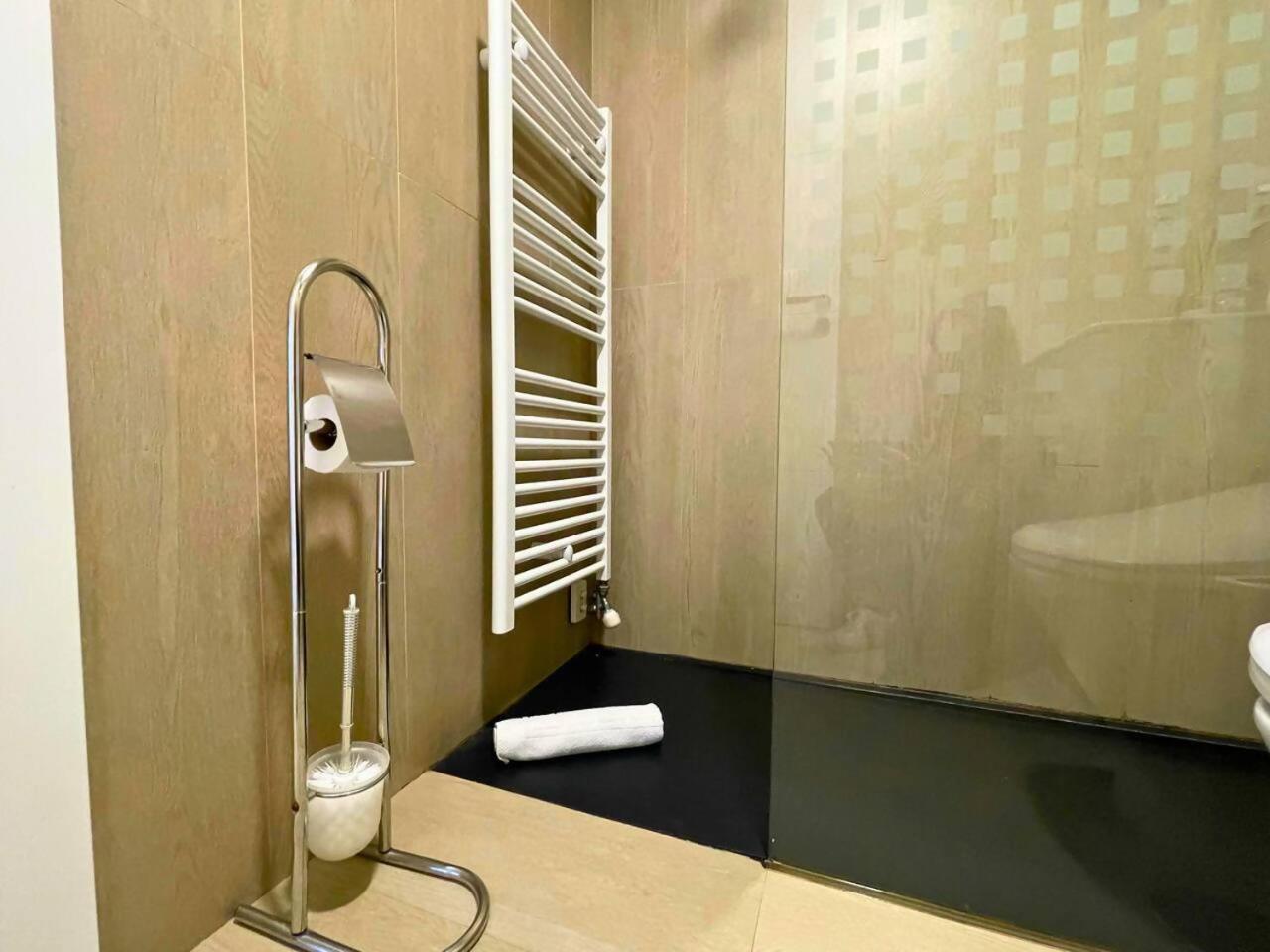 Home4U Apartamento Con Cochera 그라나다 외부 사진