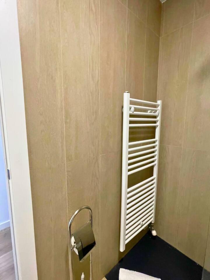 Home4U Apartamento Con Cochera 그라나다 외부 사진