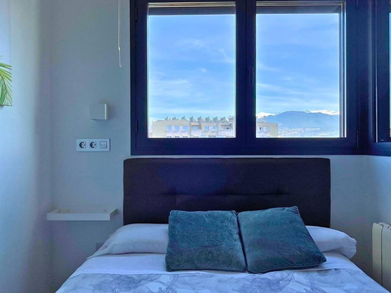 Home4U Apartamento Con Cochera 그라나다 외부 사진
